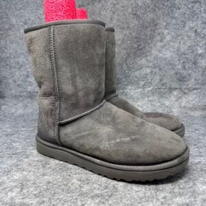 UGG Suede Boots Womens Sz 10 Classic Short II Shearling Sheepskin Grey Cozy
